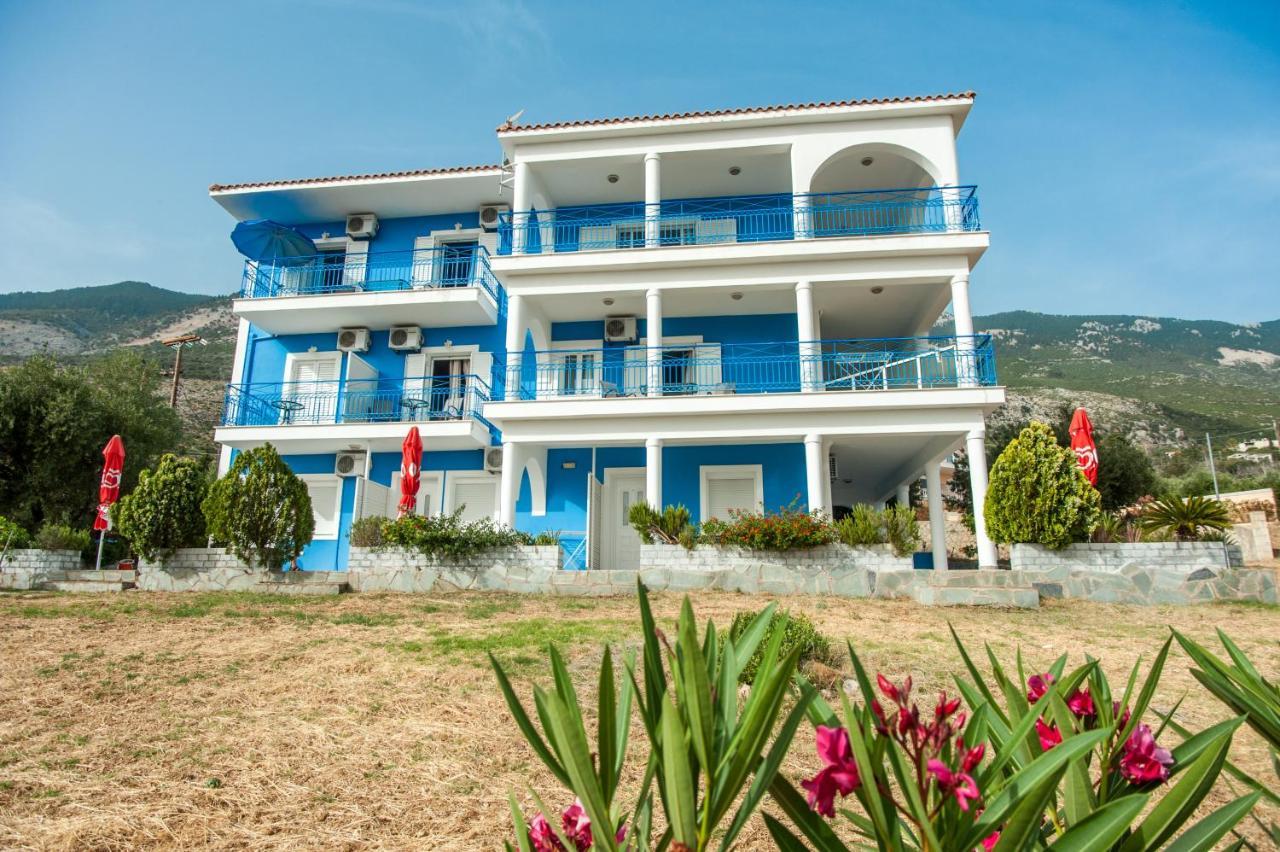 Folies Apartment Лурдата Екстериор снимка