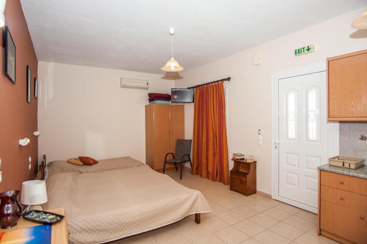 Folies Apartment Лурдата Екстериор снимка