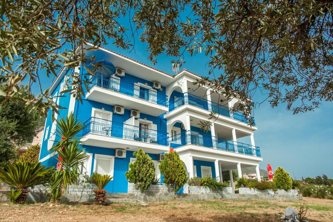 Folies Apartment Лурдата Екстериор снимка