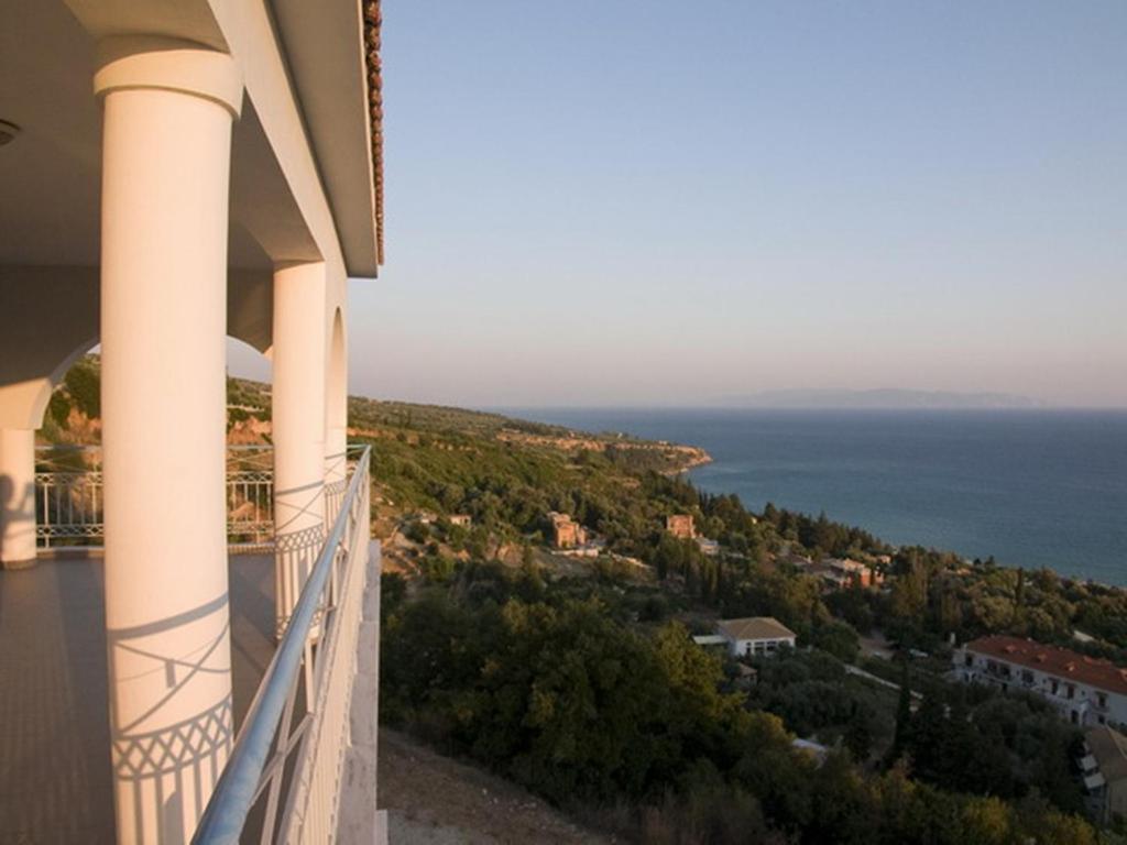 Folies Apartment Лурдата Екстериор снимка