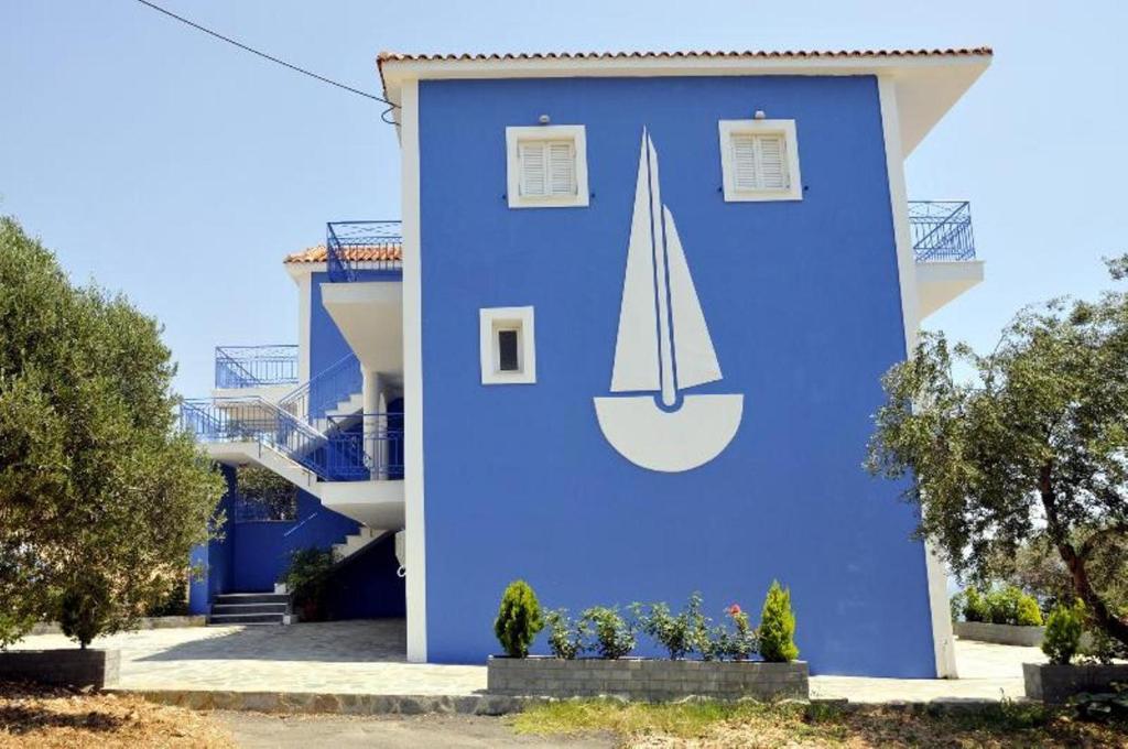 Folies Apartment Лурдата Екстериор снимка