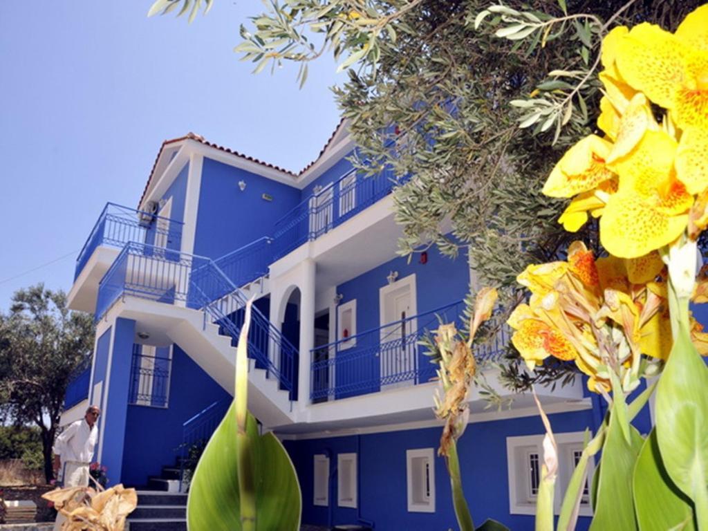 Folies Apartment Лурдата Екстериор снимка